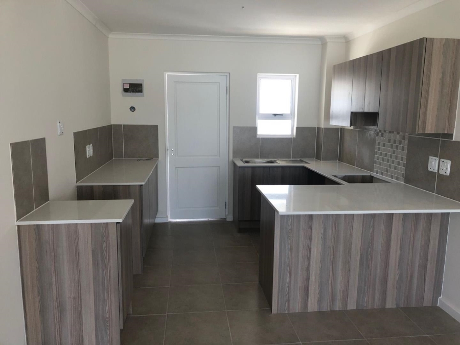 2 Bedroom Property for Sale in Nuutgevonden Western Cape